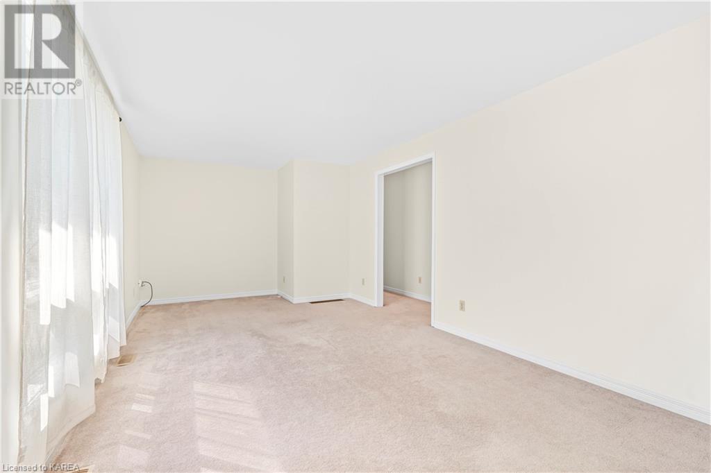 1470 Montreal Street, Kingston, Ontario  K7K 3L9 - Photo 12 - 40659150