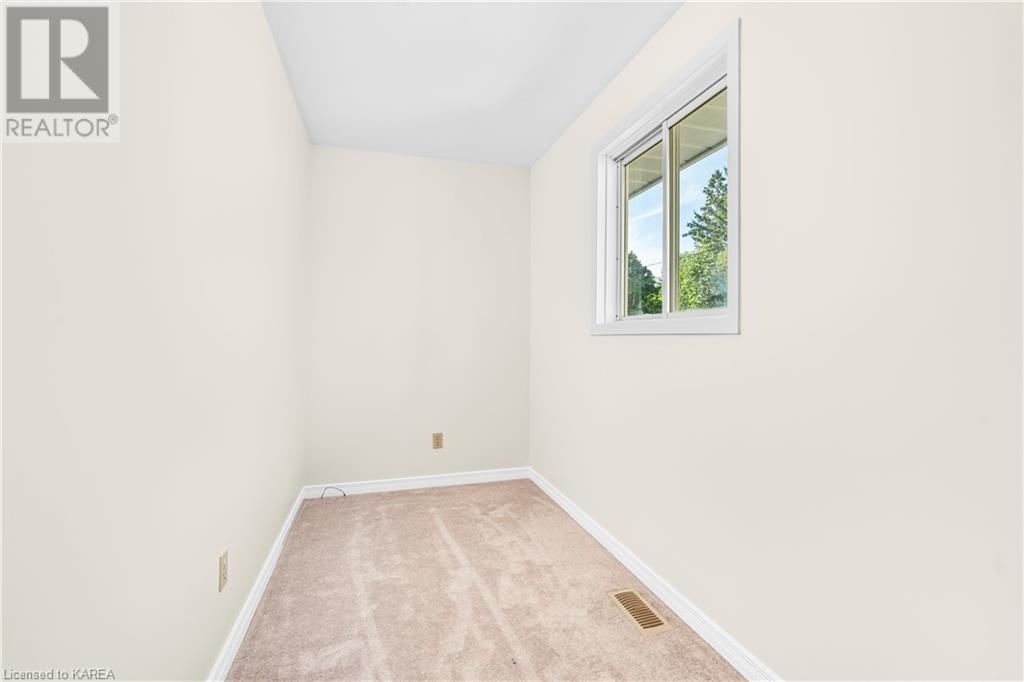 1470 Montreal Street, Kingston, Ontario  K7K 3L9 - Photo 20 - 40659150