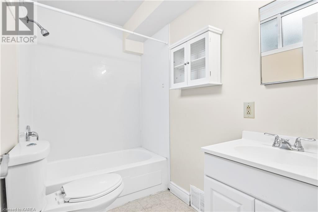 1470 Montreal Street, Kingston, Ontario  K7K 3L9 - Photo 28 - 40659150