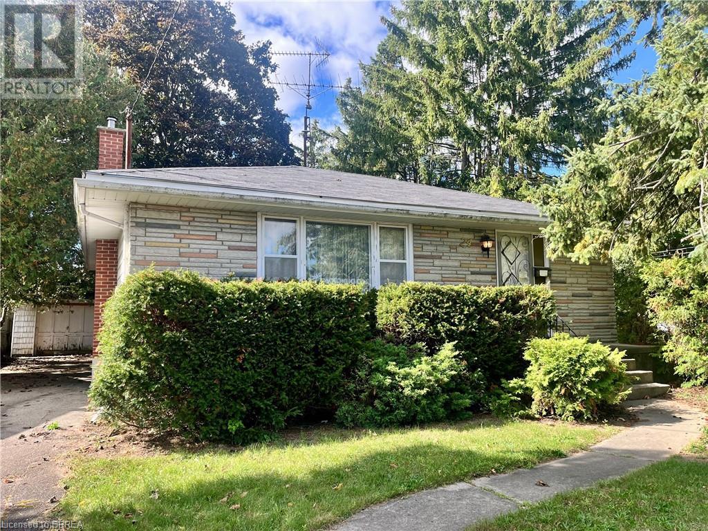 24 ROWANWOOD Avenue, brantford, Ontario