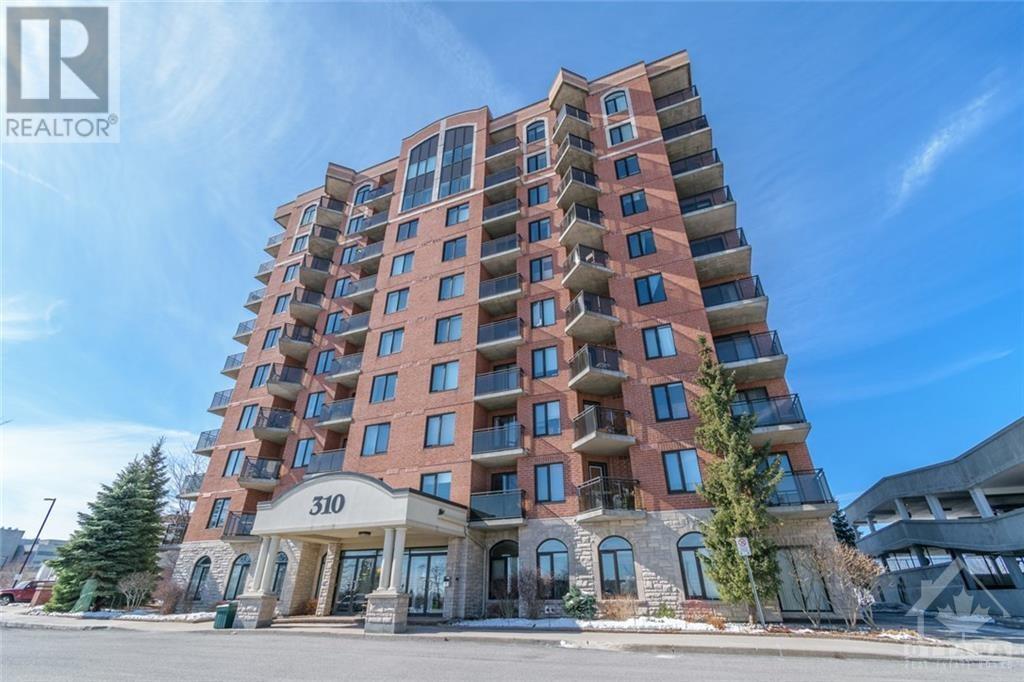 310 CENTRAL PARK DRIVE UNIT#8H, Ottawa, Ontario