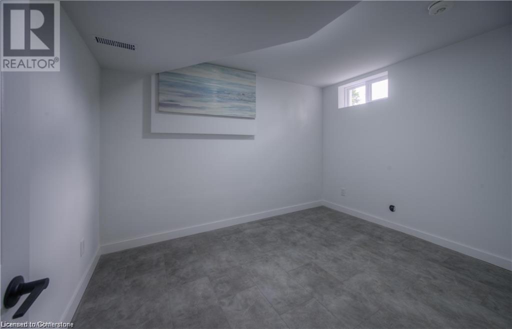 88 Broadmoor Avenue, Kitchener, Ontario  N2C 1Y7 - Photo 14 - 40659818