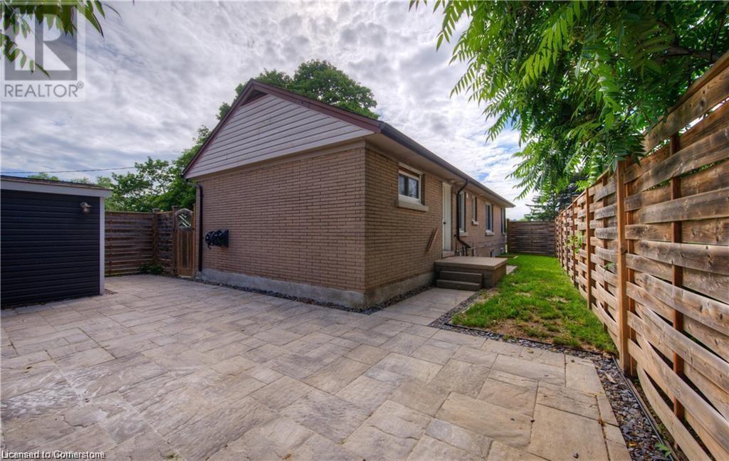 88 Broadmoor Avenue, Kitchener, Ontario  N2C 1Y7 - Photo 3 - 40659818