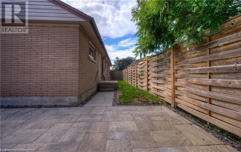 88 Broadmoor Avenue, Kitchener, Ontario  N2C 1Y7 - Photo 4 - 40659818