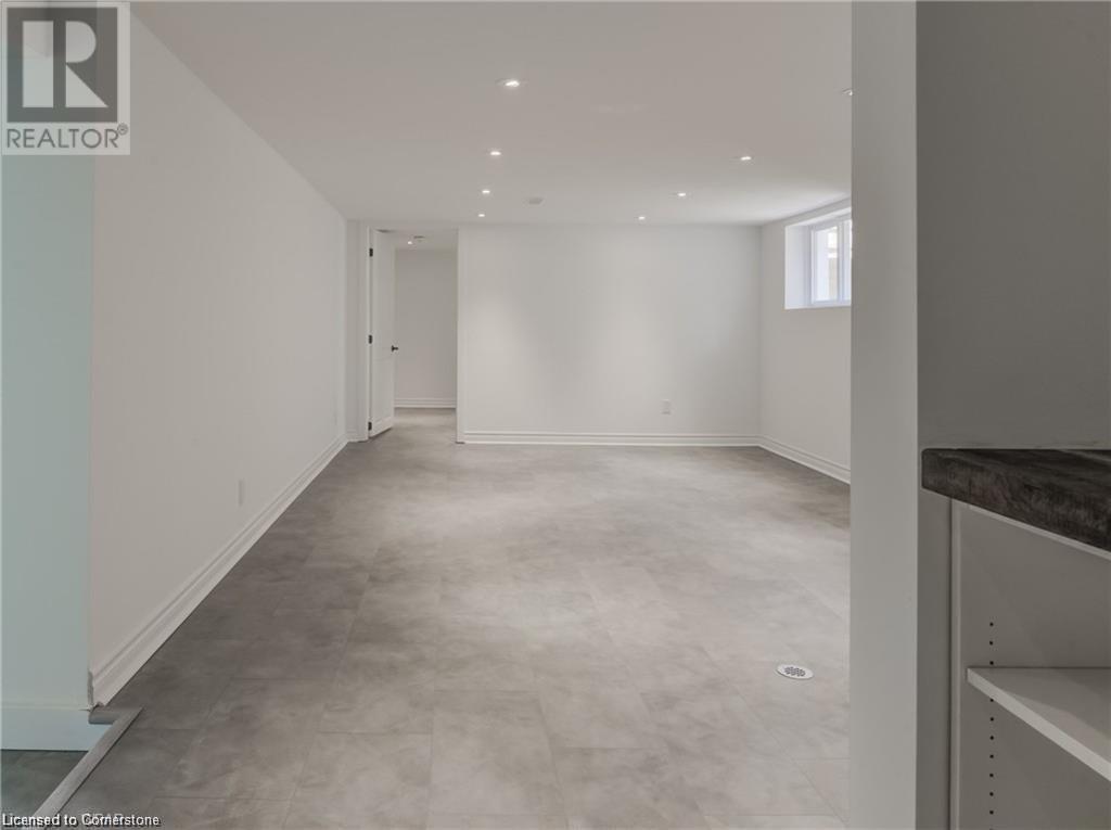 88 Broadmoor Avenue, Kitchener, Ontario  N2C 1Y7 - Photo 8 - 40659818