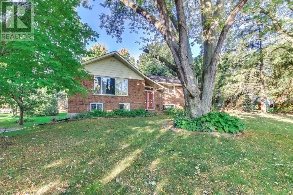 5 HENRY Street, delhi, Ontario