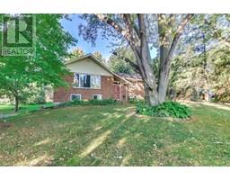 5 HENRY Street, delhi, Ontario