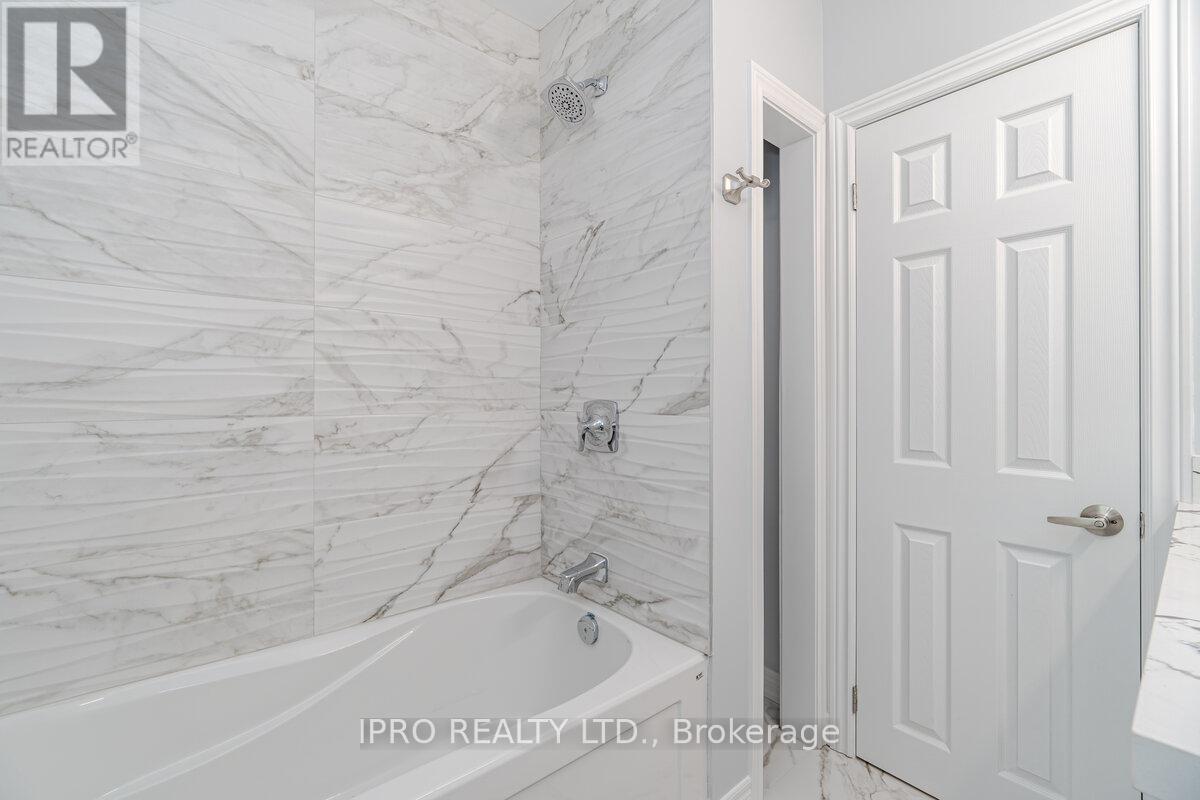 295 Sandwell Drive, Oakville, Ontario  L6L 4P5 - Photo 21 - W9386917