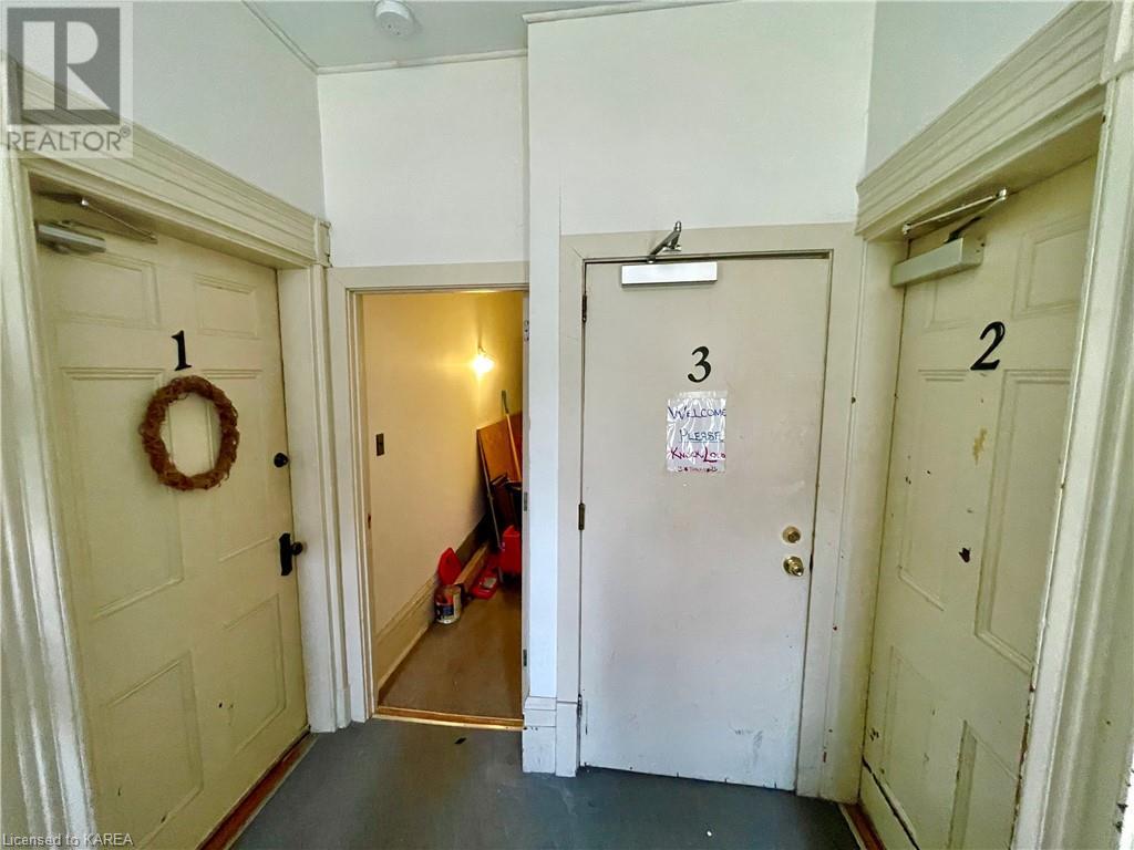 35 Bridge Street E, Napanee, Ontario  K7R 1J7 - Photo 10 - 40659888