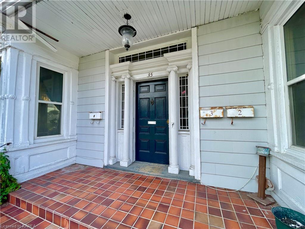 35 Bridge Street E, Napanee, Ontario  K7R 1J7 - Photo 2 - 40659888