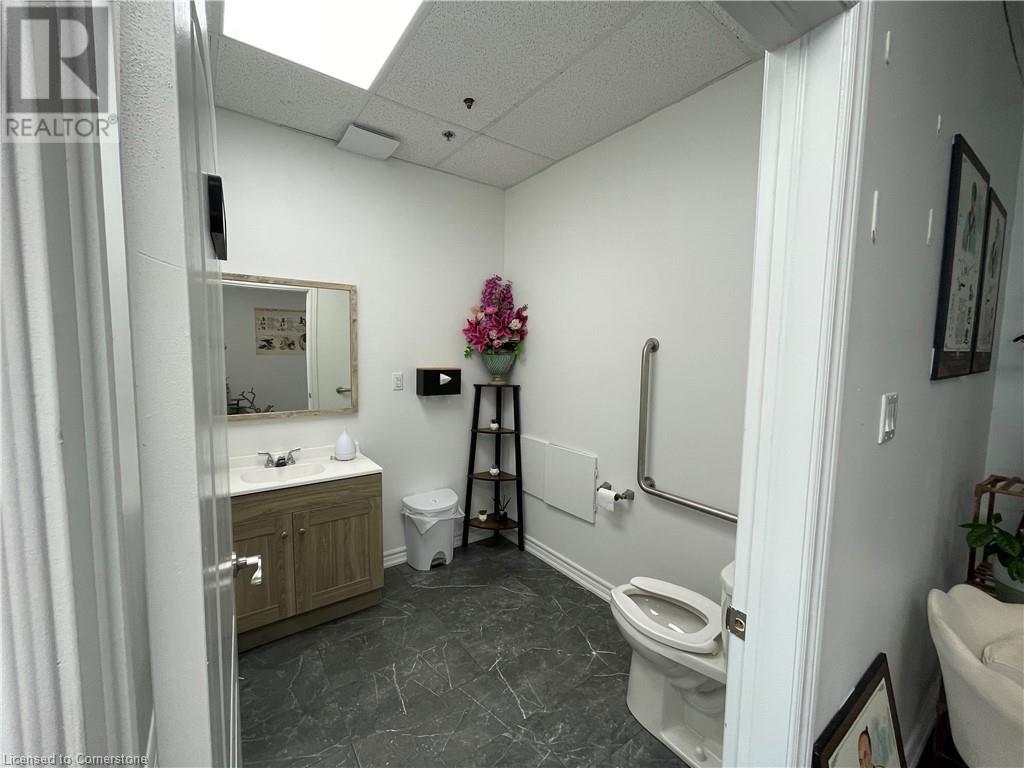 1040 Garner Road West Road W Unit# 207, Hamilton, Ontario  L9G 3K9 - Photo 21 - 40658585