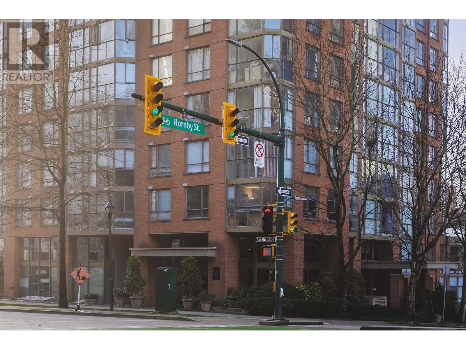 3 1353 Hornby Street, Vancouver, British Columbia  V6Z 1W7 - Photo 12 - C8063539