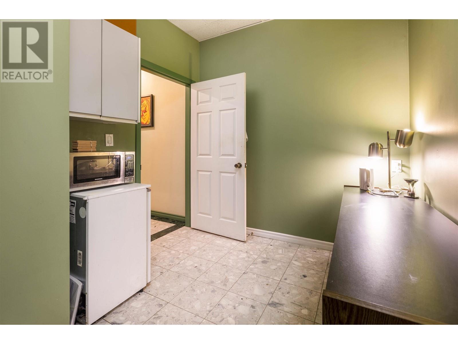 3 1353 Hornby Street, Vancouver, British Columbia  V6Z 1W7 - Photo 18 - C8063539