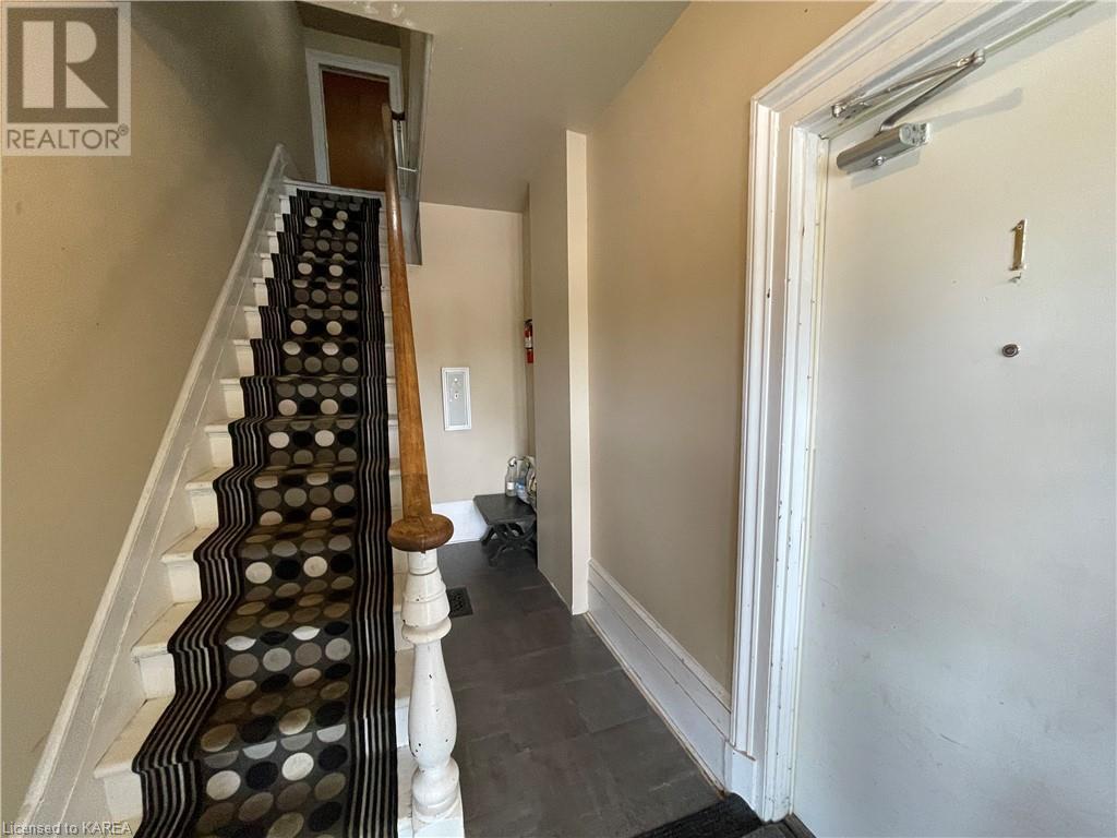 82 Bridge Street W, Napanee, Ontario  K7R 2C6 - Photo 10 - 40659864