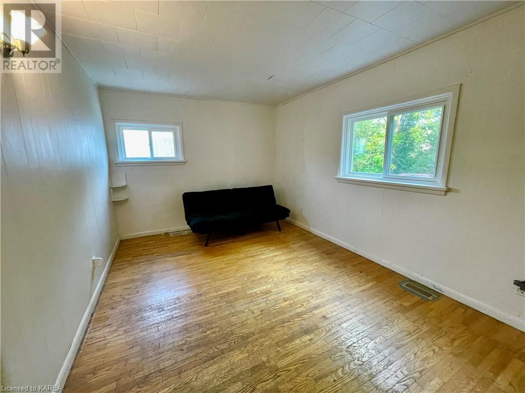 82 Bridge Street W, Napanee, Ontario  K7R 2C6 - Photo 7 - 40659864