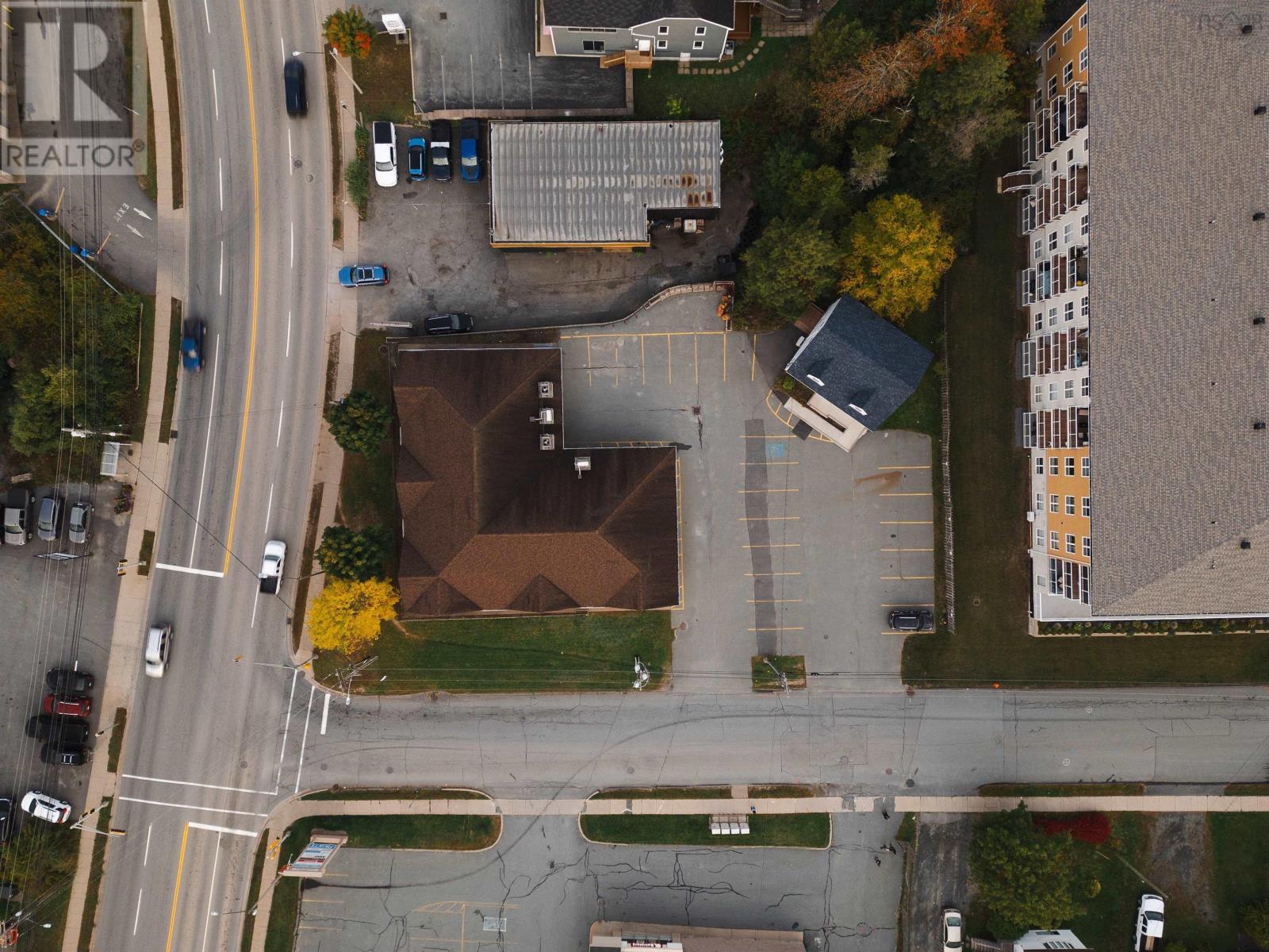 1-3 Pinehill Drive, Lower Sackville, Nova Scotia  B4C 2S1 - Photo 15 - 202423464