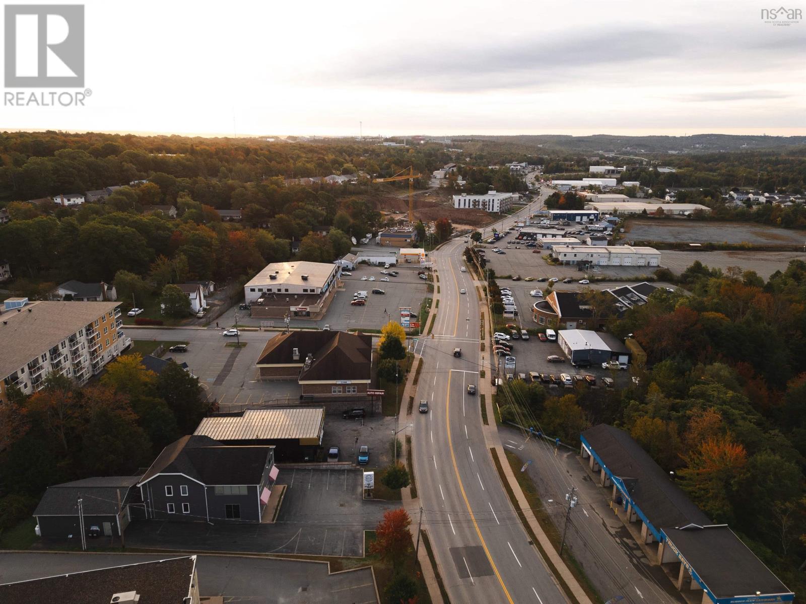 1-3 Pinehill Drive, Lower Sackville, Nova Scotia  B4C 2S1 - Photo 7 - 202423464