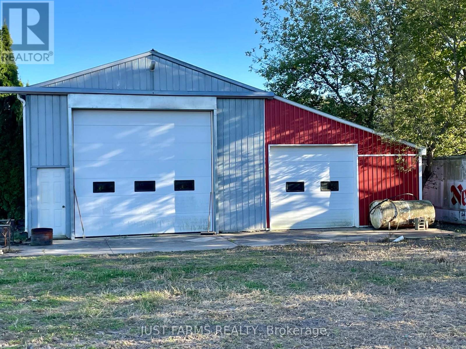 13181 Railroad Line, Chatham-Kent, Ontario  N0P 2K0 - Photo 12 - X8475276