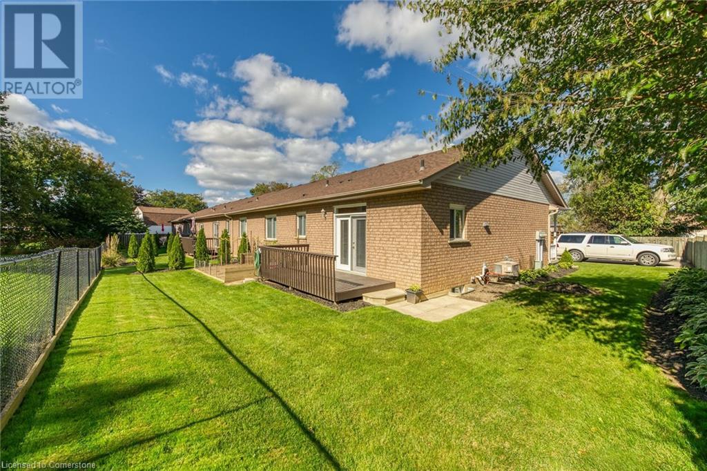 15 Forfar Street W, Caledonia, Ontario  N3W 2N9 - Photo 4 - 40659667