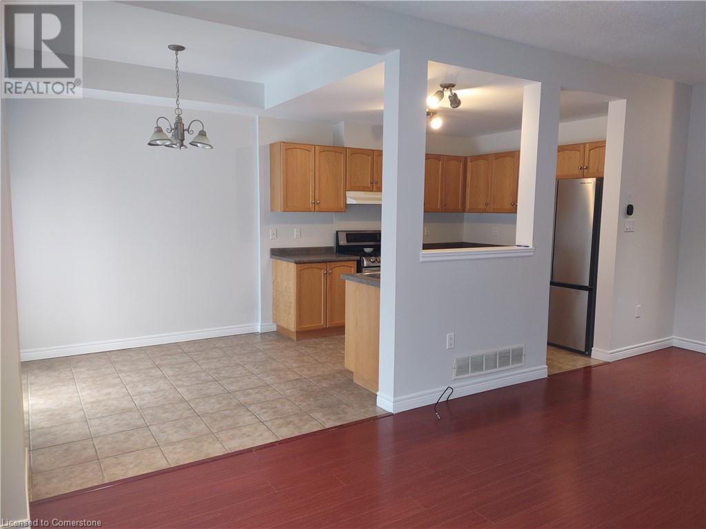 60 Cloverleaf Street Unit# 34, Ancaster, Ontario  L9K 1S8 - Photo 4 - 40659428