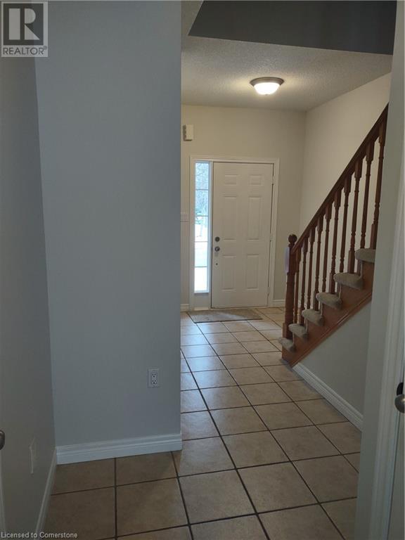 60 Cloverleaf Street Unit# 34, Ancaster, Ontario  L9K 1S8 - Photo 7 - 40659428