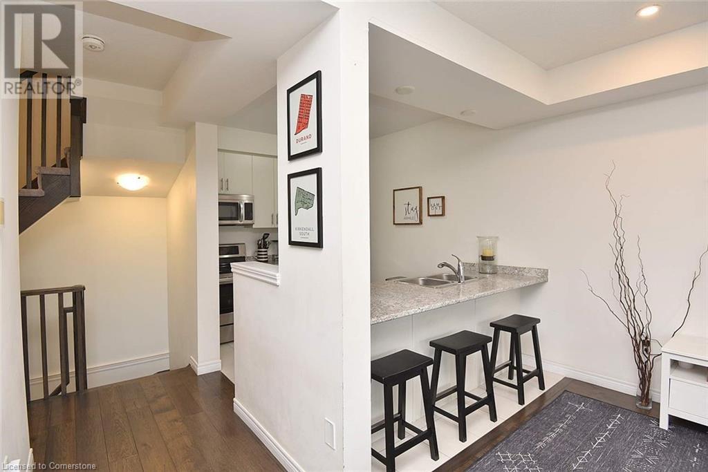 8 Sharp Drive, Ancaster, Ontario L9K 0J9 - Photo 19 - 40659706