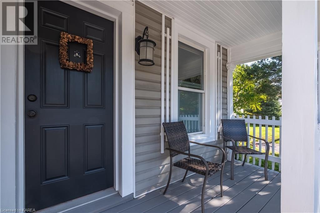 4330 William Street, Sydenham, Ontario  K0H 2T0 - Photo 6 - 40659940