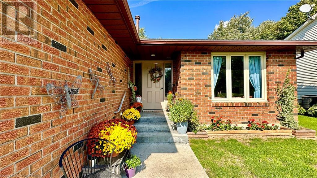 30 Woodfield Avenue, Townsend, Ontario N0A 1S0 - Photo 6 - 40659679
