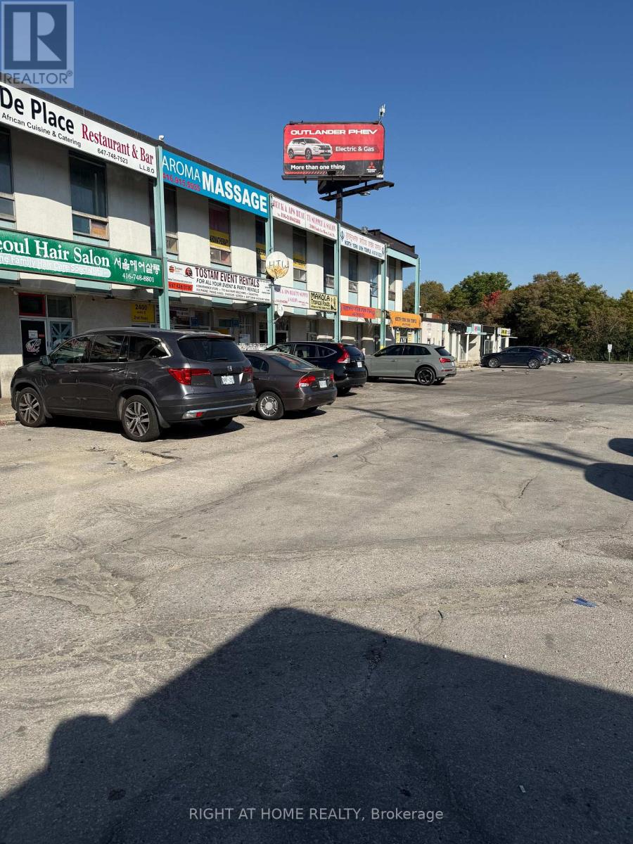 2 - 2400 FINCH AVENUE W, toronto (humber summit), Ontario