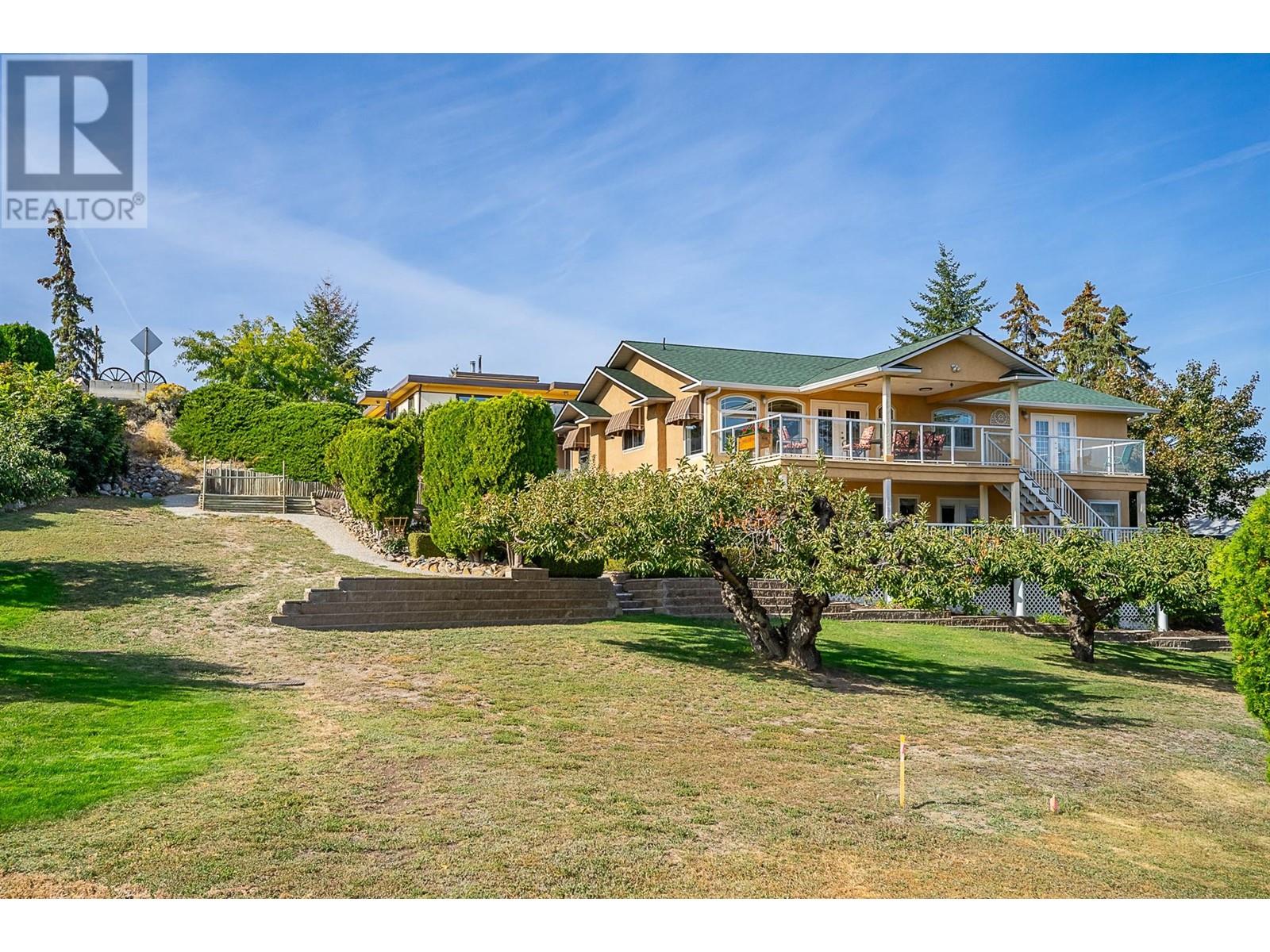 6500 Macdonald Place Summerland