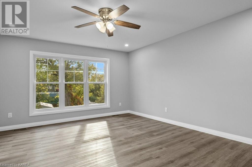 100 Palace Road, Napanee, Ontario  K7R 3B3 - Photo 15 - 40660057