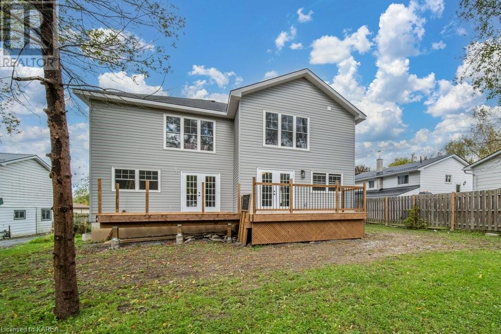 100 Palace Road, Napanee, Ontario  K7R 3B3 - Photo 31 - 40660057