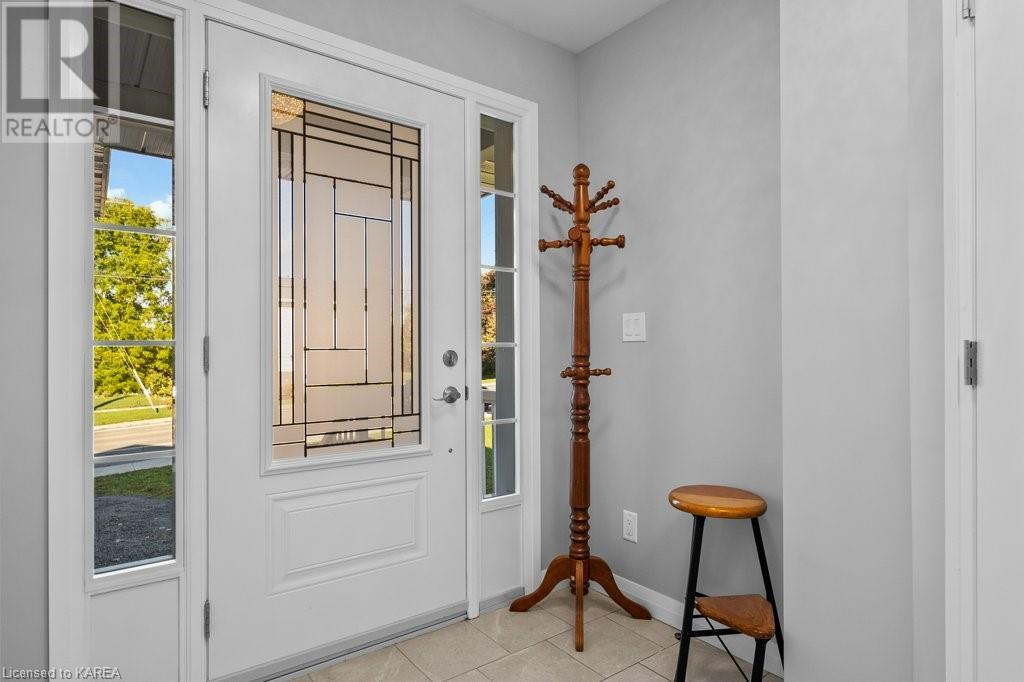 100 Palace Road, Napanee, Ontario  K7R 3B3 - Photo 4 - 40660057