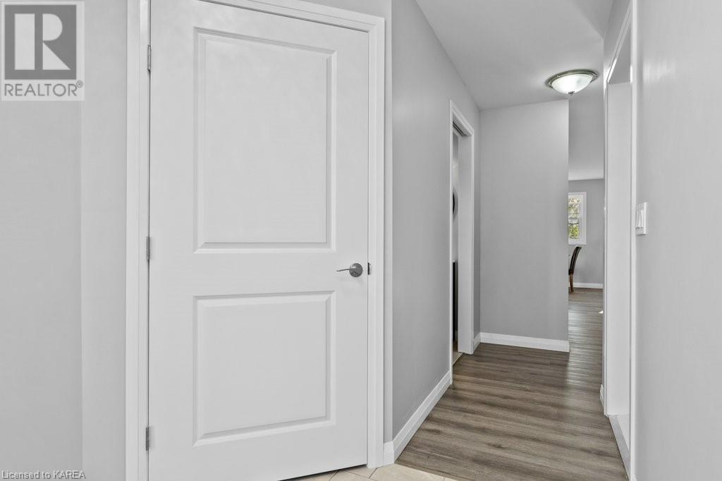 100 Palace Road, Napanee, Ontario  K7R 3B3 - Photo 5 - 40660057