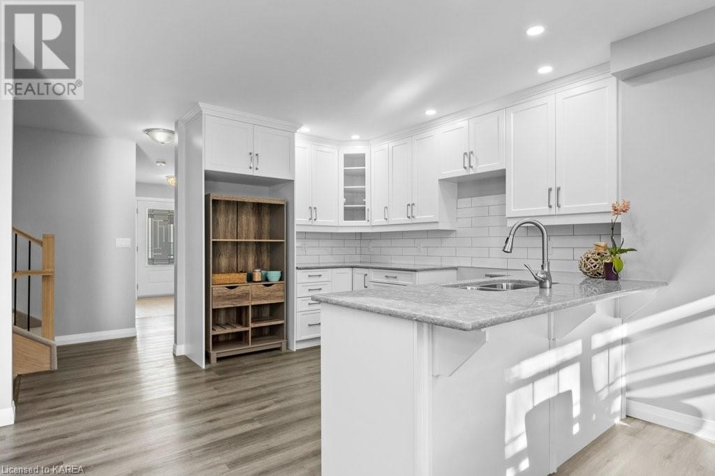 100 Palace Road, Napanee, Ontario  K7R 3B3 - Photo 8 - 40660057