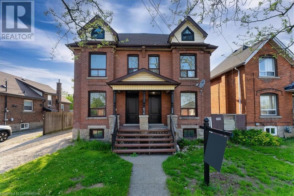 452-454 UPPER WELLINGTON Street, hamilton, Ontario