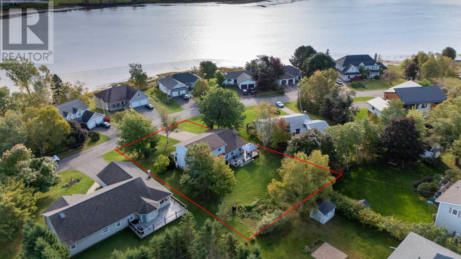 Property at 81 Parkside Drive image 3
