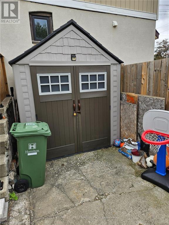 424 Upper Wentworth Street, Hamilton, Ontario  L9A 4T5 - Photo 3 - 40655425