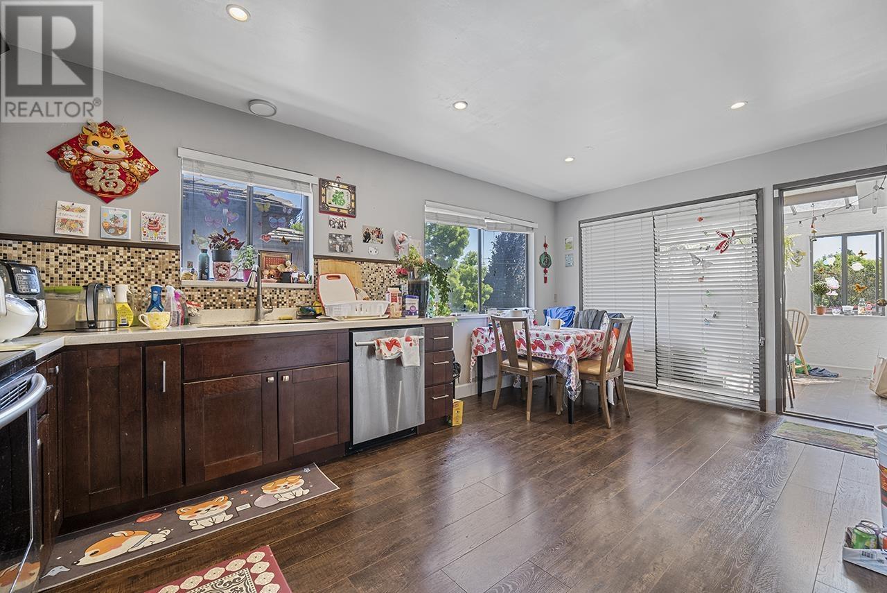 Listing Picture 27 of 37 : 4818 KNIGHT STREET, Vancouver / 溫哥華 - 魯藝地產 Yvonne Lu Group - MLS Medallion Club Member