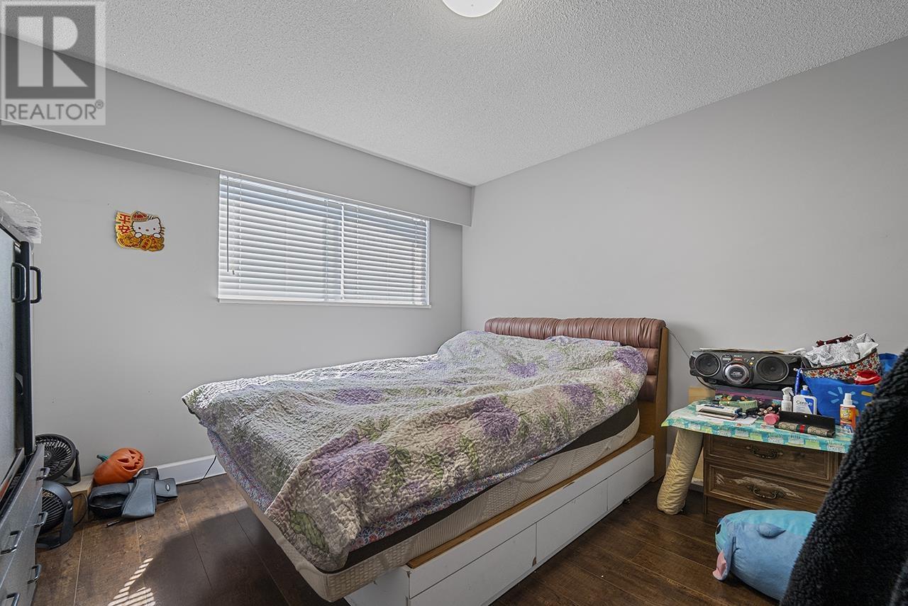 Listing Picture 25 of 37 : 4818 KNIGHT STREET, Vancouver / 溫哥華 - 魯藝地產 Yvonne Lu Group - MLS Medallion Club Member