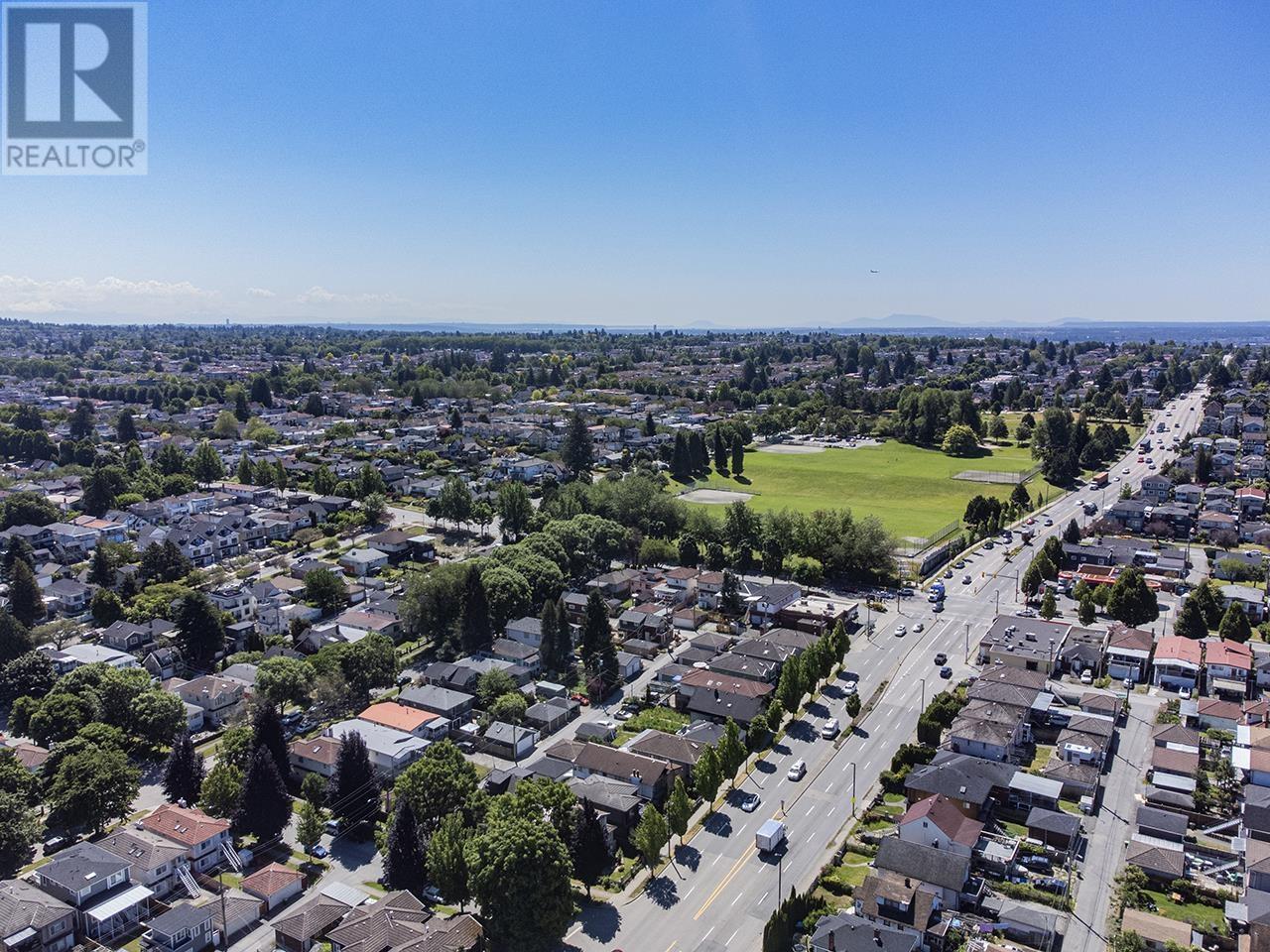 Listing Picture 37 of 37 : 4818 KNIGHT STREET, Vancouver / 溫哥華 - 魯藝地產 Yvonne Lu Group - MLS Medallion Club Member