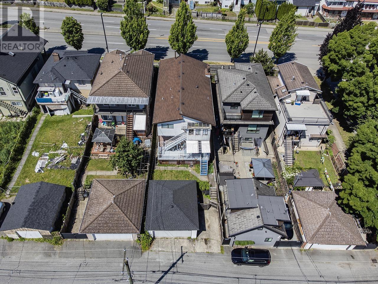 Listing Picture 11 of 37 : 4818 KNIGHT STREET, Vancouver / 溫哥華 - 魯藝地產 Yvonne Lu Group - MLS Medallion Club Member