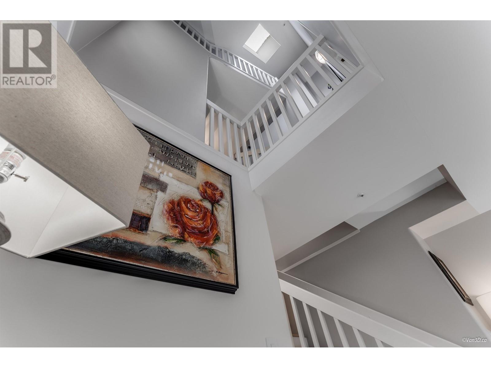 Listing Picture 26 of 36 : 2057 E 5TH AVENUE, Vancouver / 溫哥華 - 魯藝地產 Yvonne Lu Group - MLS Medallion Club Member