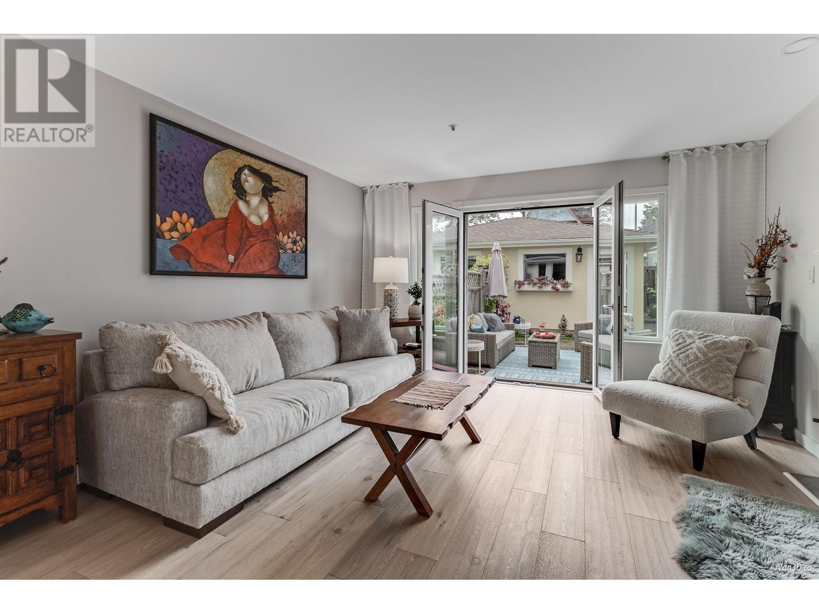 Listing Picture 5 of 36 : 2057 E 5TH AVENUE, Vancouver / 溫哥華 - 魯藝地產 Yvonne Lu Group - MLS Medallion Club Member