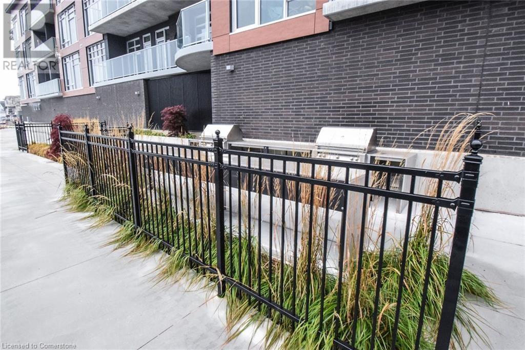 38 Harbour Street Unit# Ph412, Port Dover, Ontario  N0A 1N0 - Photo 39 - 40659402