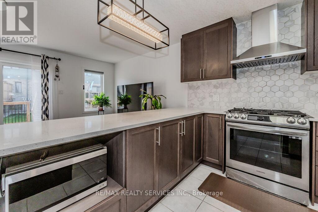 15 Pony Way, Kitchener, Ontario  N2R 0R8 - Photo 14 - X9387550