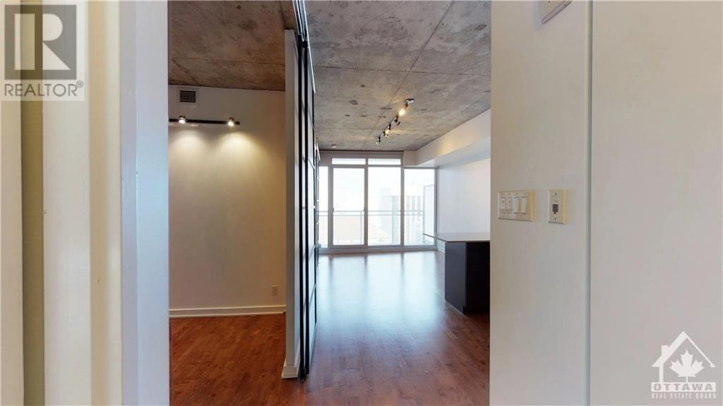 324 LAURIER AVENUE UNIT#1705 Ottawa