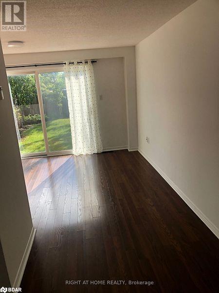 59 Lions Gate Boulevard Boulevard, Barrie, Ontario  L4M 7E4 - Photo 4 - 40658125