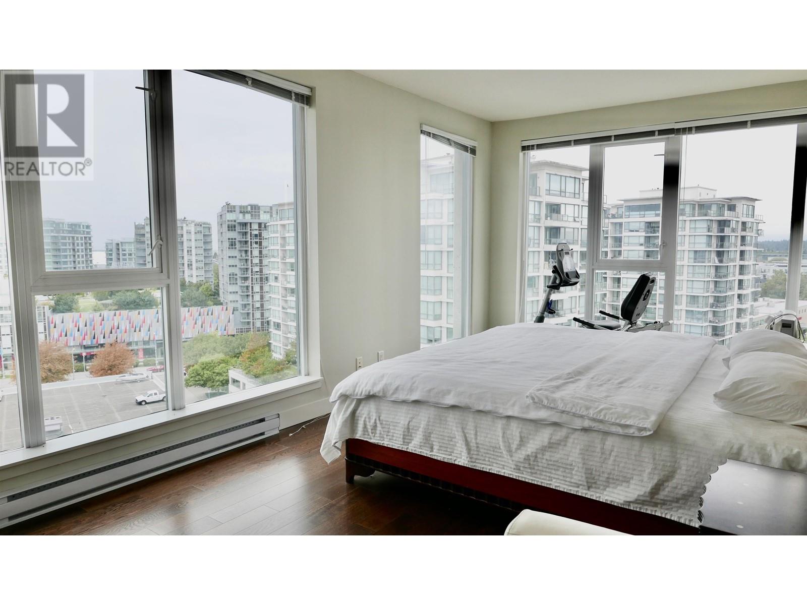 Listing Picture 3 of 11 : 1503 7117 ELMBRIDGE WAY, Richmond / 烈治文 - 魯藝地產 Yvonne Lu Group - MLS Medallion Club Member