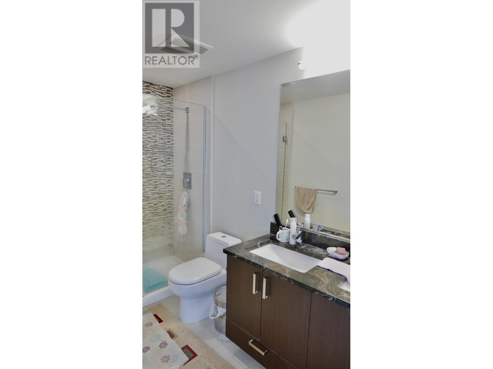 Listing Picture 4 of 11 : 1503 7117 ELMBRIDGE WAY, Richmond / 烈治文 - 魯藝地產 Yvonne Lu Group - MLS Medallion Club Member
